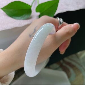 Natural Grade A Type Jadeite Burmese Jade bracelet